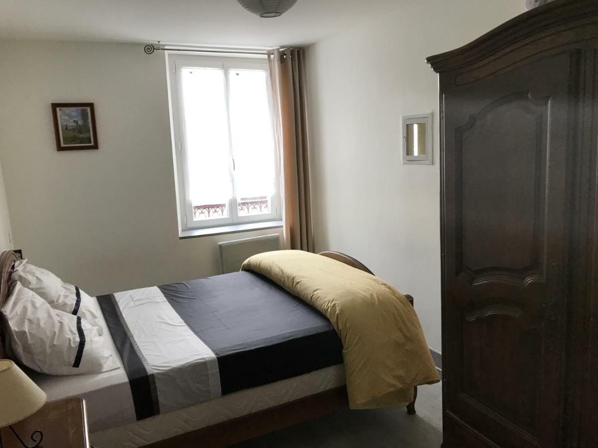 Gite Ancien Relais De Saint-Jacques La Roche-Guyon Zewnętrze zdjęcie